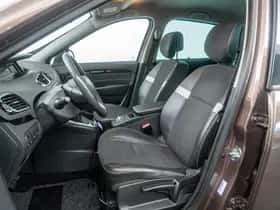Renault Scénic (2012) thumbnail 7