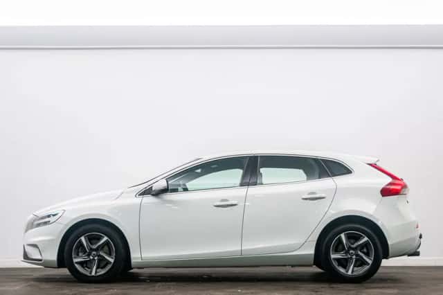 Volvo V40 (2018) thumbnail 14