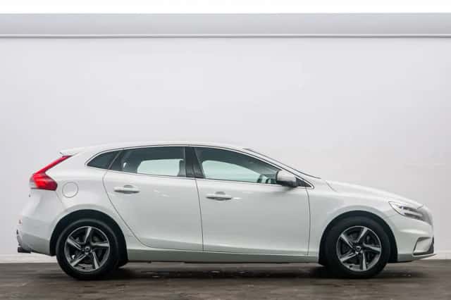 Volvo V40 (2018) thumbnail 15