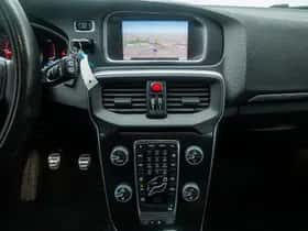 Volvo V40 (2018) thumbnail 20