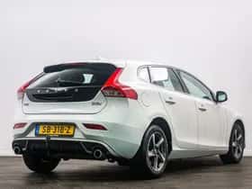 Volvo V40 (2018) thumbnail 4