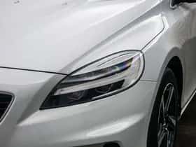 Volvo V40 (2018) thumbnail 31