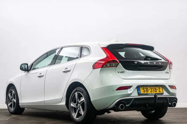 Volvo V40 (2018) thumbnail 5