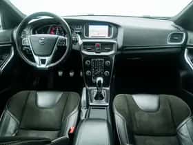 Volvo V40 (2018) thumbnail 6
