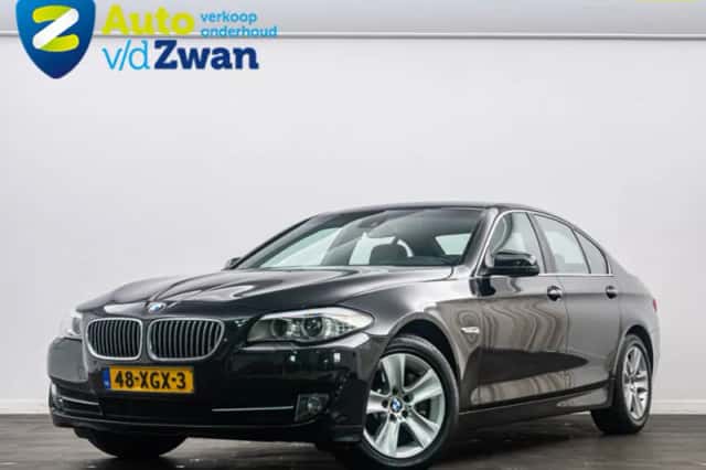 BMW 5-Serie (2012) thumbnail 1