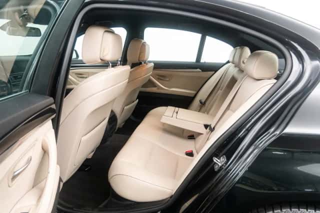 BMW 5-Serie (2012) thumbnail 12