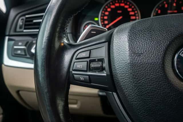 BMW 5-Serie (2012) thumbnail 29