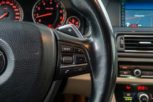 BMW 5-Serie (2012) thumbnail 30