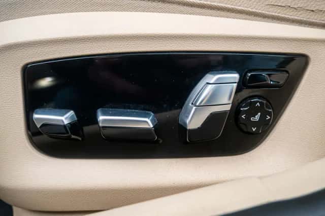 BMW 5-Serie (2017) thumbnail 29