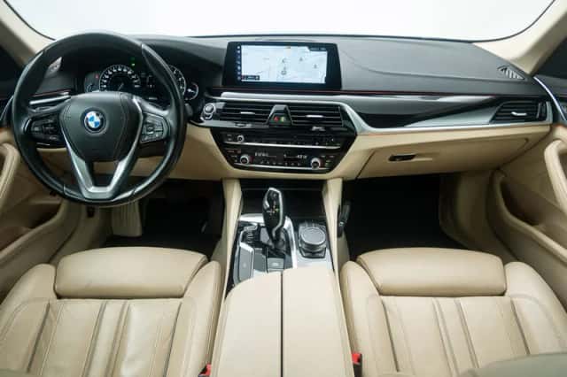 BMW 5-Serie (2017) thumbnail 6