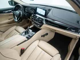 BMW 5-Serie (2017) thumbnail 9