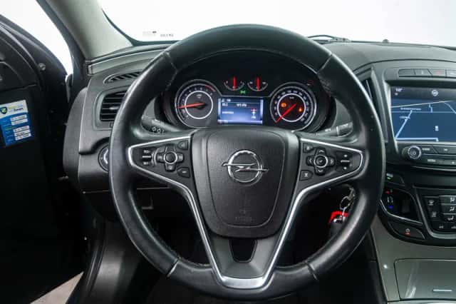 Opel Insignia (2014) thumbnail 18