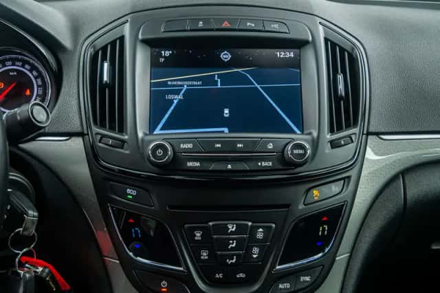 Opel Insignia (2014) thumbnail 21