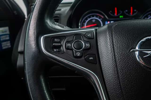 Opel Insignia (2014) thumbnail 31