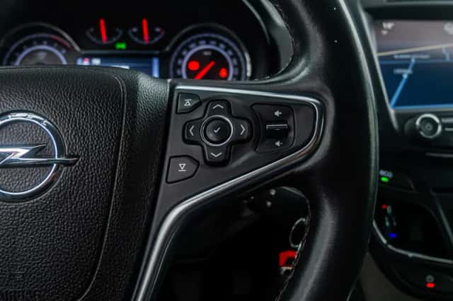Opel Insignia (2014) thumbnail 32