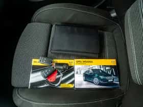 Opel Insignia (2014) thumbnail 35