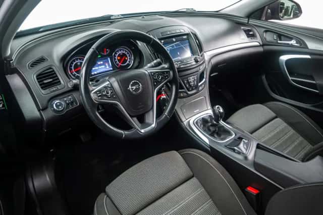 Opel Insignia (2014) thumbnail 8