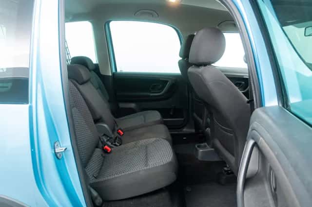 Škoda Roomster (2012) thumbnail 11