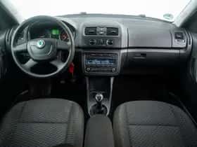 Škoda Roomster (2012) thumbnail 6