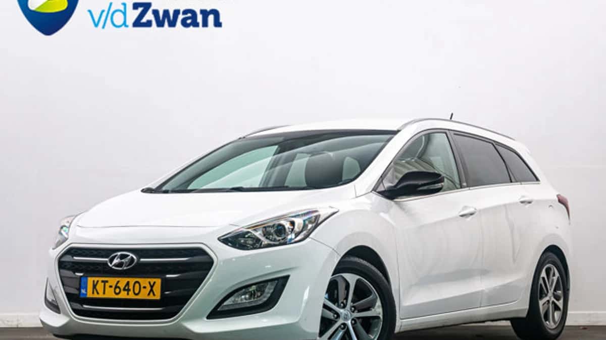 Hyundai i30 (2015) — foto 1
