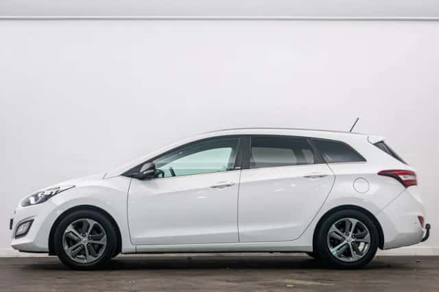 Hyundai i30 (2015) thumbnail 14
