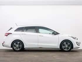 Hyundai i30 (2015) thumbnail 15