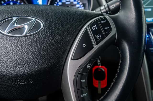 Hyundai i30 (2015) thumbnail 28