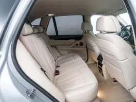 BMW X5 (2016) thumbnail 11