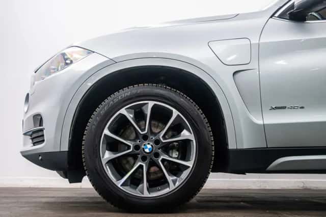 BMW X5 (2016) thumbnail 17