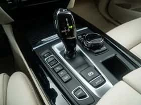 BMW X5 (2016) thumbnail 24