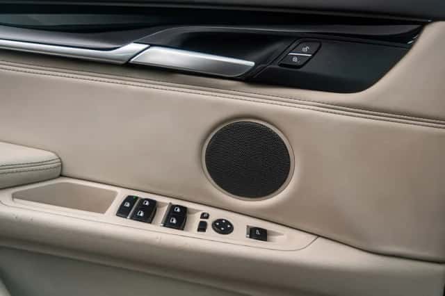 BMW X5 (2016) thumbnail 28