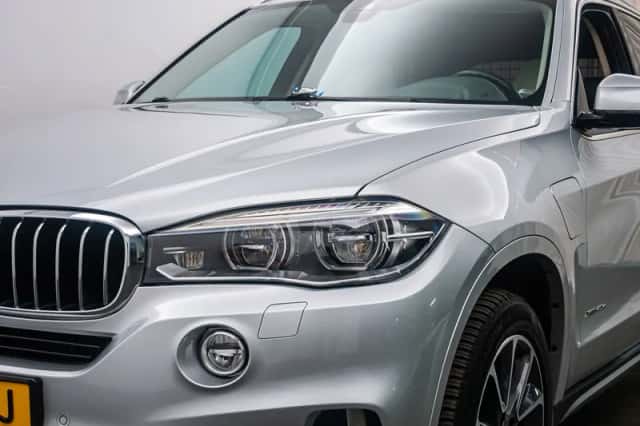 BMW X5 (2016) thumbnail 36