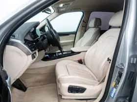BMW X5 (2016) thumbnail 7