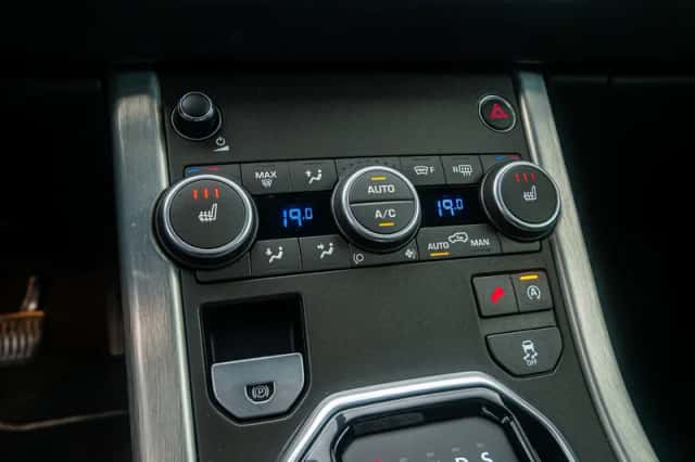 Land Rover Range Rover Evoque (2016) thumbnail 27