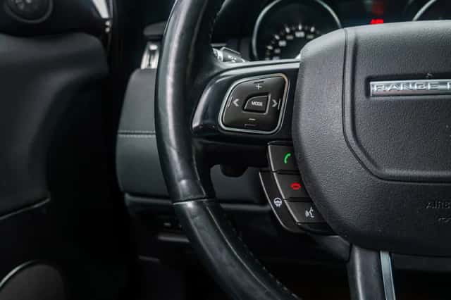 Land Rover Range Rover Evoque (2016) thumbnail 32