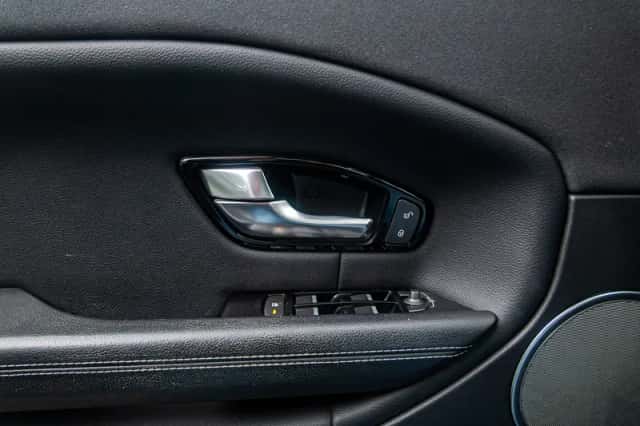 Land Rover Range Rover Evoque (2016) thumbnail 35