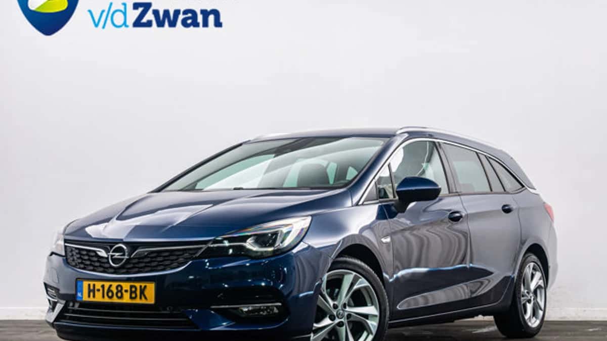 Opel Astra Sports Tourer (2020) — foto 1