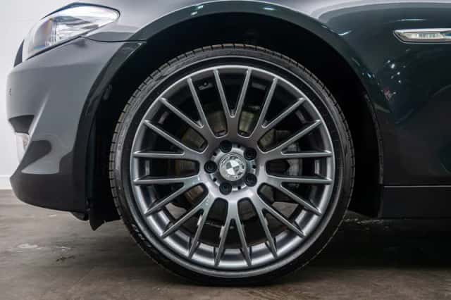 BMW 5-Serie (2012) thumbnail 17