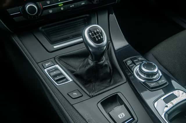 BMW 5-Serie (2012) thumbnail 25