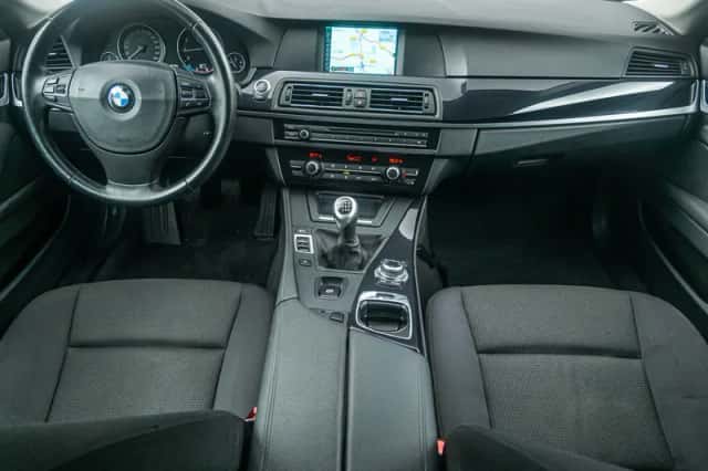 BMW 5-Serie (2012) thumbnail 6
