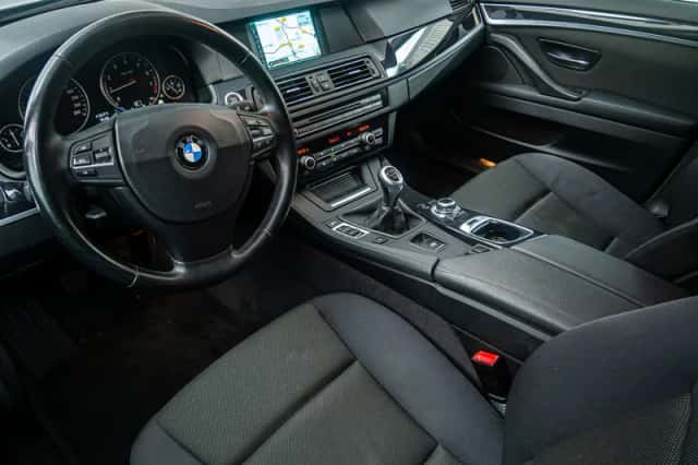 BMW 5-Serie (2012) thumbnail 8