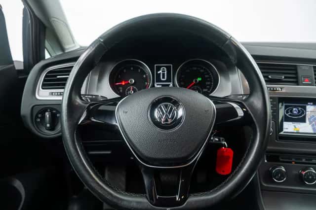 Volkswagen Golf (2014) thumbnail 18