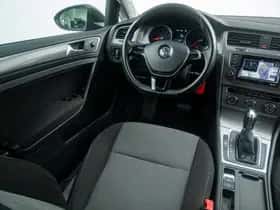 Volkswagen Golf (2014) thumbnail 19