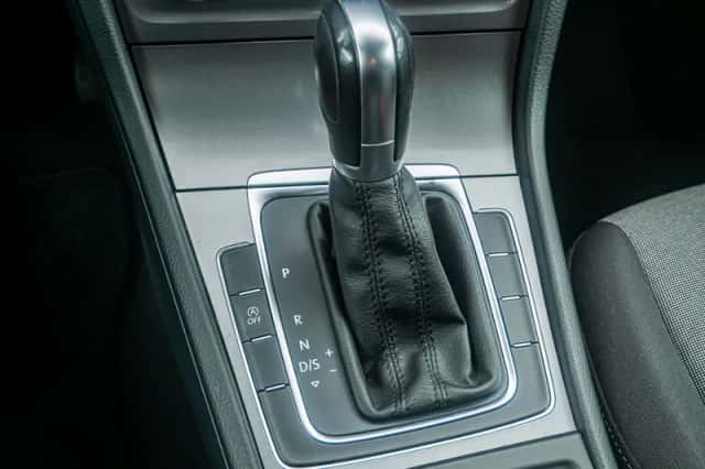 Volkswagen Golf (2014) thumbnail 24