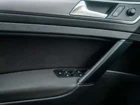 Volkswagen Golf (2014) thumbnail 25