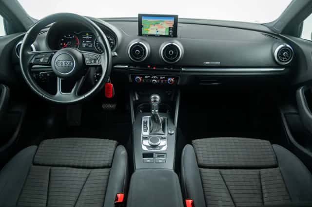 Audi A3 (2019) thumbnail 6
