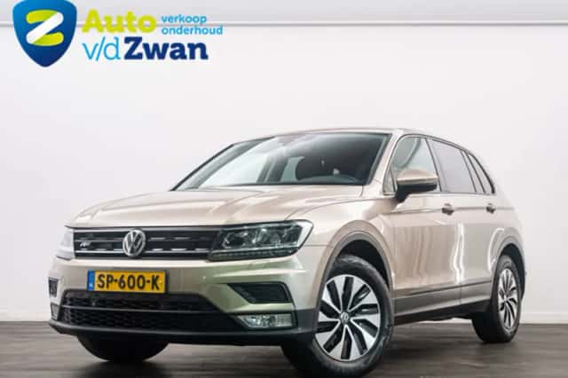 Volkswagen Tiguan (2017) thumbnail 1