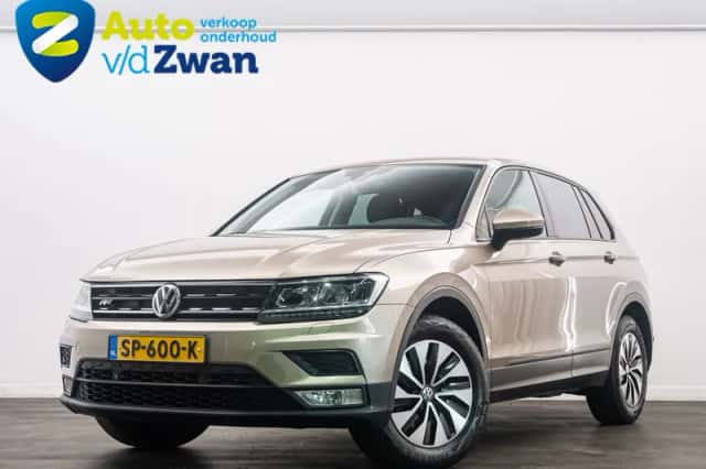 Volkswagen Tiguan (2017) thumbnail 2