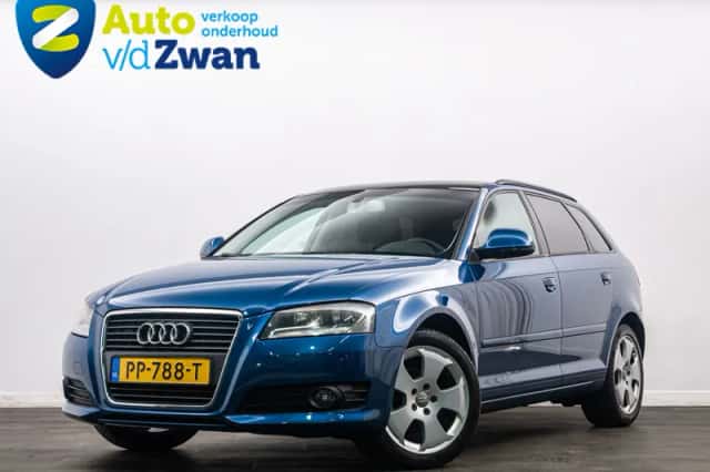 Audi A3 (2009) thumbnail 2