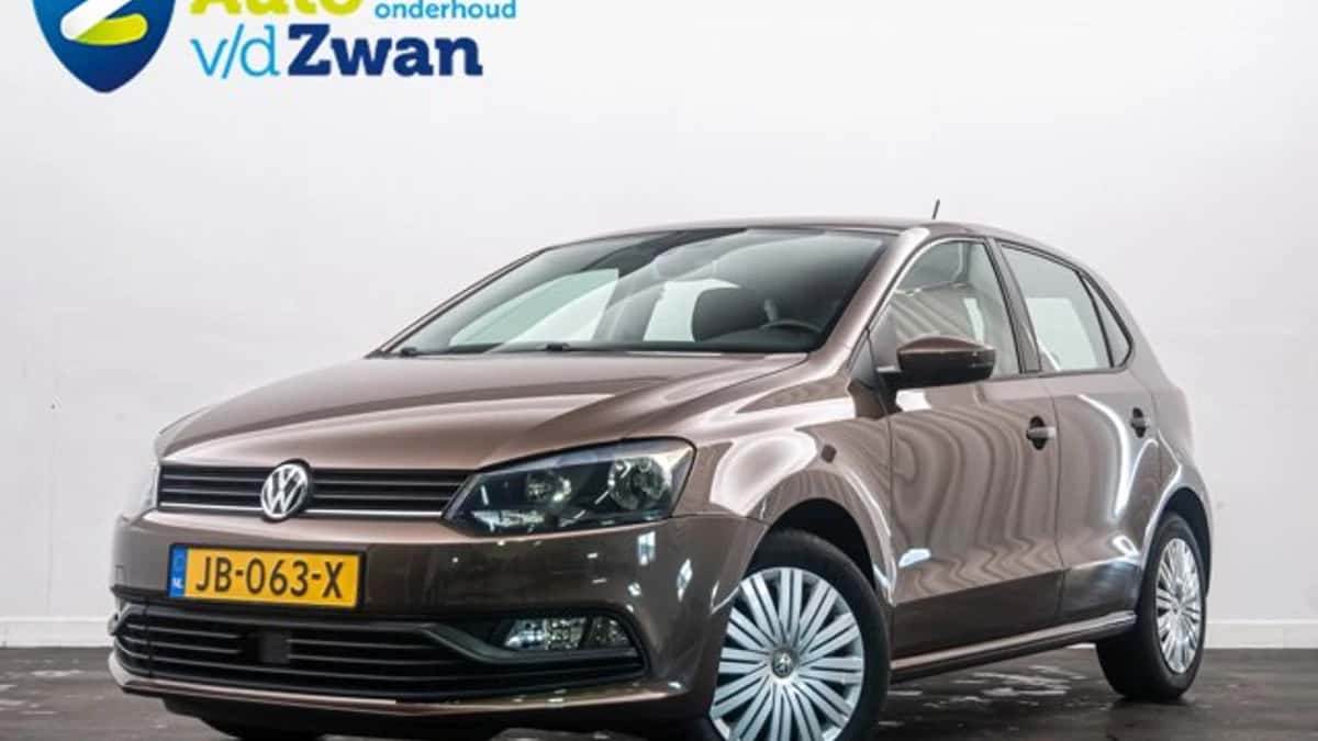 Volkswagen Polo (2015) — foto 1